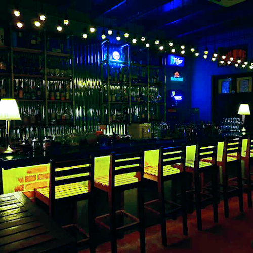 The Mandarin Cocktails Bar - Gastronomi dan perhotelan