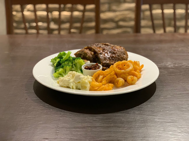 Around The World Café and Restaurant / Asian Western Fusion Food - Gastronomi dan perhotelan