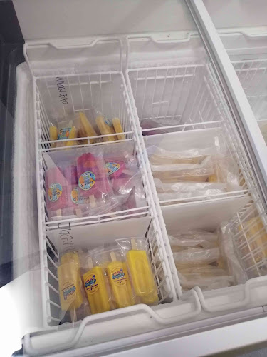 Comentarii opinii despre YAYAH SNACKS & CAFÉ