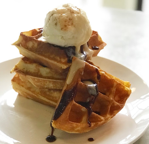 Fifty Trees - Gastronomi dan perhotelan