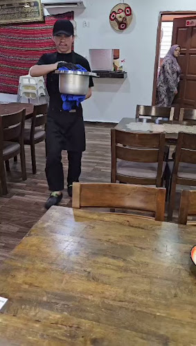 Hanaa Almasyhur Restaurant - Gastronomi dan perhotelan