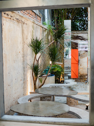 Opinii despre To The Moon în Kota Bharu - Gastronomi dan perhotelan