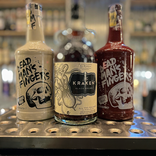 Opinii despre The Mandarin Cocktails Bar în George Town - Gastronomi dan perhotelan