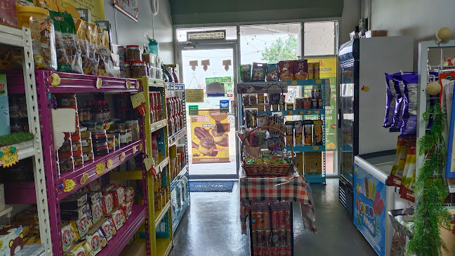 Comentarii opinii despre YAYAH SNACKS & CAFÉ