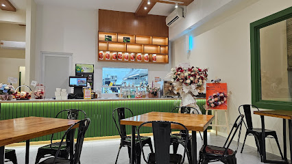 Feed Me Restaurants PLT