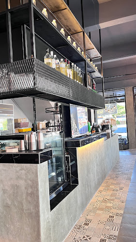 Cafendi - Gastronomi dan perhotelan