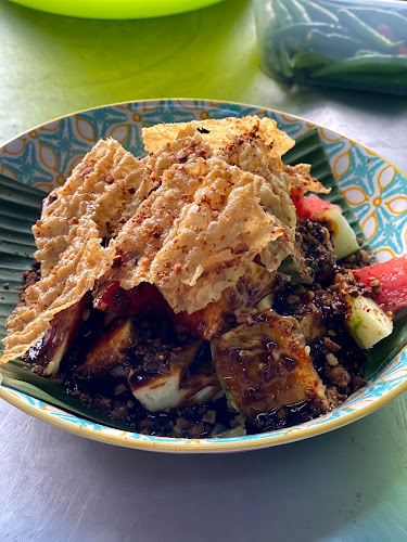 Comentarii opinii despre Makan Ngopi Coffee Shop & Restaurant