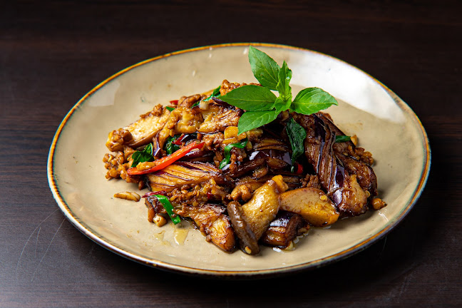 Golden Triangle - Gastronomi dan perhotelan