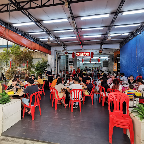 Comentarii opinii despre Restoran Uncle Pou Wok Hokkien Mee