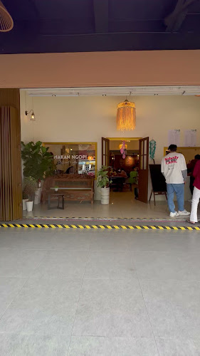 Comentarii opinii despre Makan Ngopi Coffee Shop & Restaurant