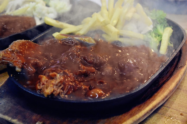 MZ Cafe Bangi, Jalan Utama, Kampung Dato Abu Bakar Baginda, 43650 Bandar Baru Bangi, Selangor