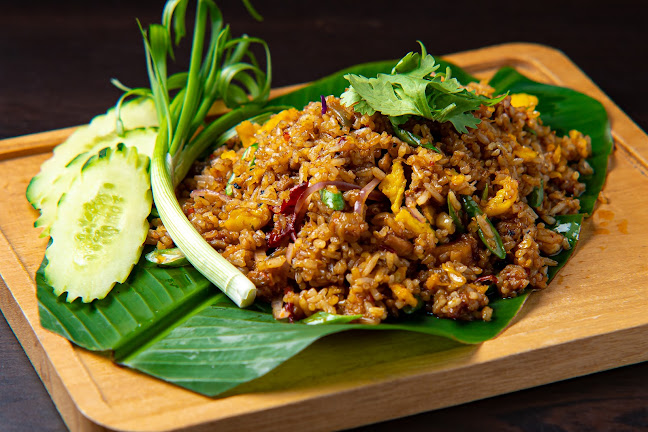 Golden Triangle - Gastronomi dan perhotelan