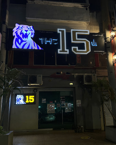 THE 15TH BAR & BISTRO