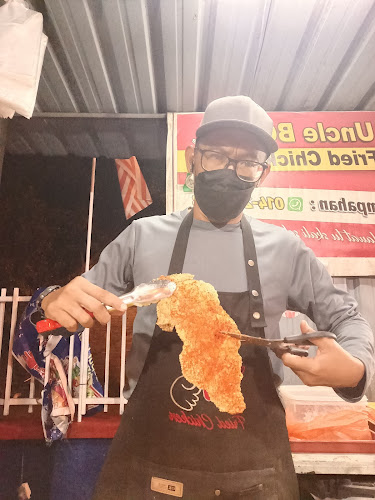 Opinii despre Uncle Bob Fried Chicken în Kuala Terengganu - Gastronomi dan perhotelan