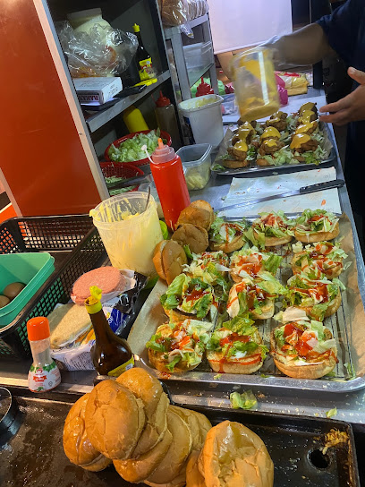 Hussin burgers & roti john - hulu langat