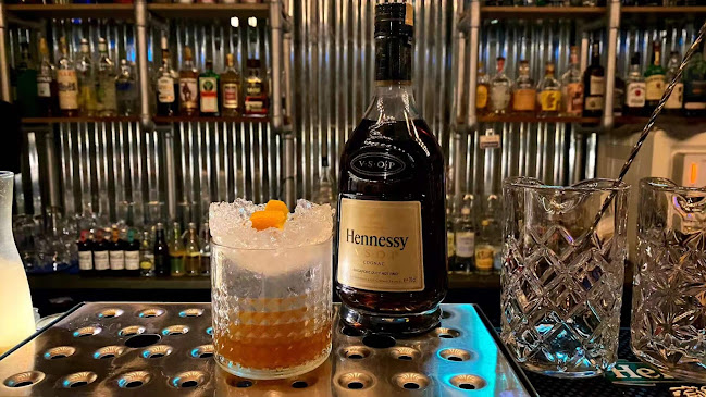 Comentarii opinii despre The Mandarin Cocktails Bar