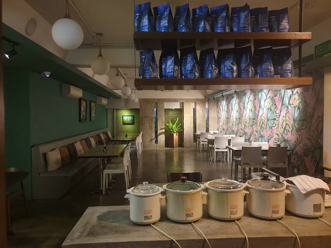 Botanist Cafe - Gastronomi dan perhotelan