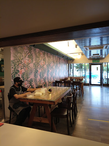 Comentarii opinii despre Botanist Cafe