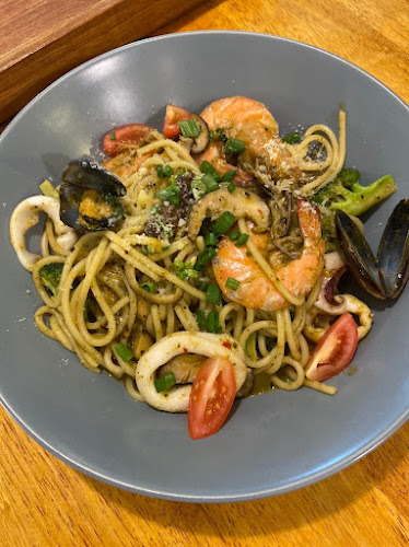 Bunga & Gula Jalan Campbell - Gastronomi dan perhotelan