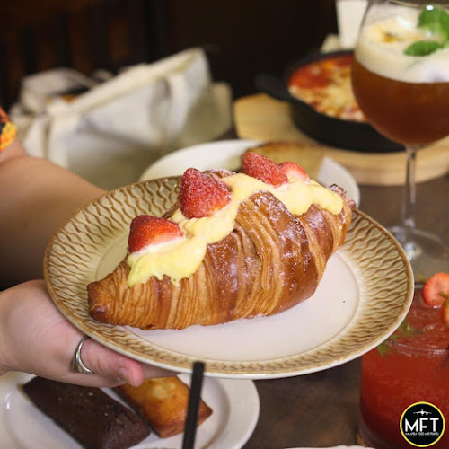 Chloe.co SS2 - Gastronomi dan perhotelan