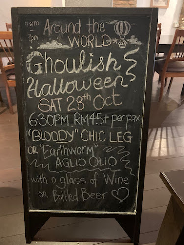 Opinii despre Around The World Café and Restaurant / Asian Western Fusion Food în Tanjung Bungah - Gastronomi dan perhotelan