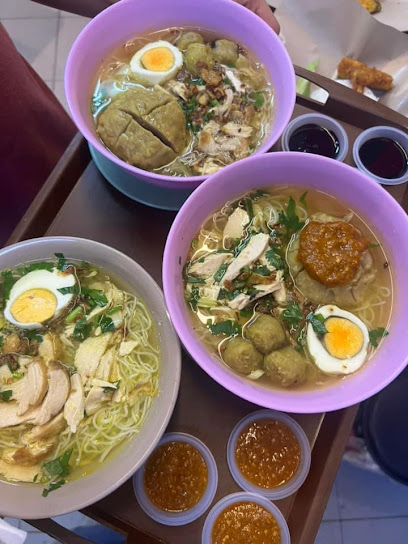 Coto Makassar by Nienalicious