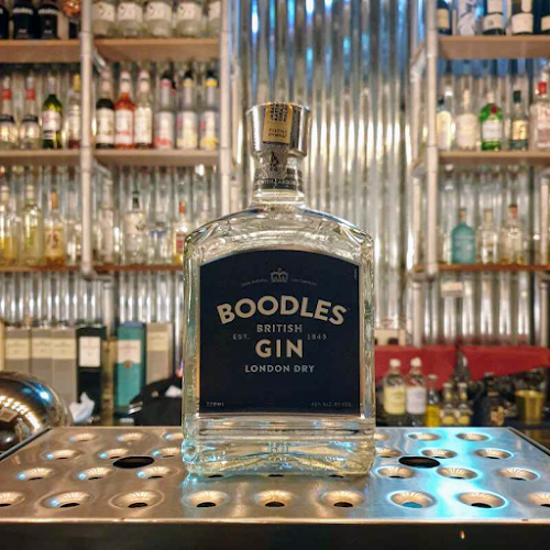 Opinii despre The Mandarin Cocktails Bar în George Town - Gastronomi dan perhotelan