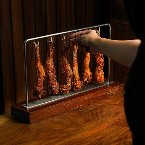 Opinii despre Walnut Cafe & Bar în Puchong - Gastronomi dan perhotelan