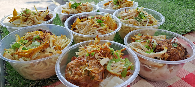 Comentarii opinii despre YAYAH SNACKS & CAFÉ