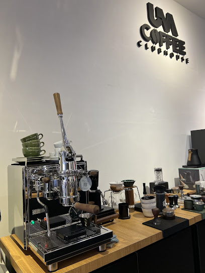 Coffee Clubhouse by Union Motors