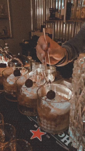 The Mandarin Cocktails Bar - Gastronomi dan perhotelan