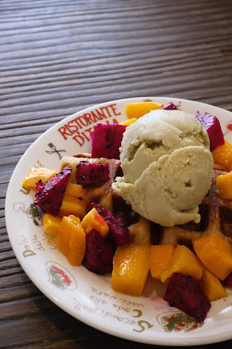 18, Jln Molek 1/5C, Taman Molek, 81100 Johor Bahru, Johor Darul Ta'zim