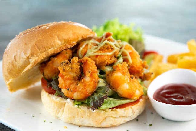 Envi Skydining - Gastronomi dan perhotelan