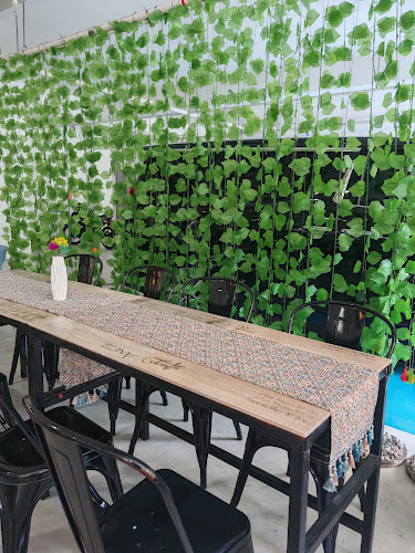 CP Poolside (Color Port) - Gelugor