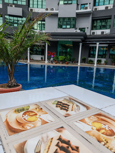 Opinii despre CP Poolside (Color Port) în Gelugor - Gastronomi dan perhotelan