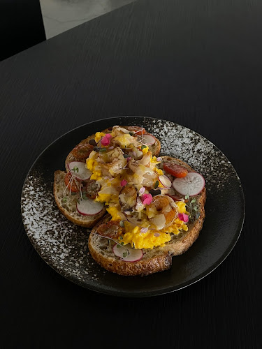 Comentarii opinii despre TheBackroom.Coffee