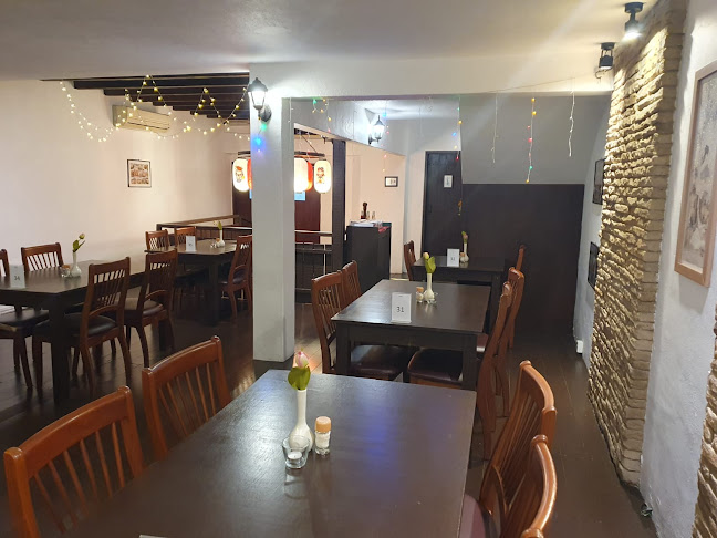 Opinii despre Around The World Café and Restaurant / Asian Western Fusion Food în Tanjung Bungah - Gastronomi dan perhotelan