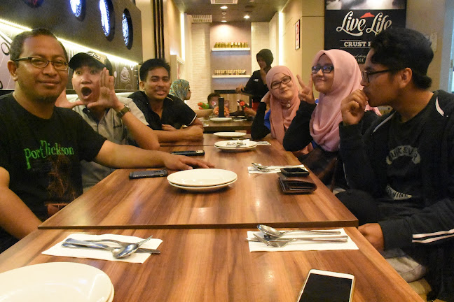 Opinii despre MZ Cafe Bangi în Bandar Baru Bangi - Gastronomi dan perhotelan