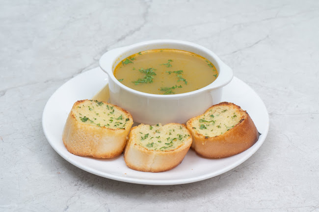 Madinah Restaurant & Café - Gastronomi dan perhotelan