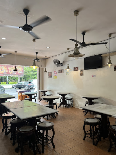 Hirupiring Kopitiam Seri Manjung, Perak