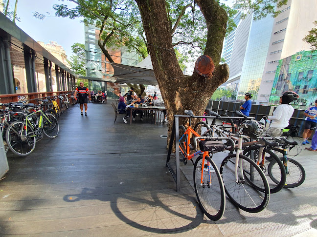 Makan.Buzz cafe - Gastronomi dan perhotelan