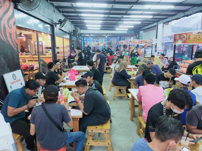 Port Chor Kuala Kangsar - Gastronomi dan perhotelan