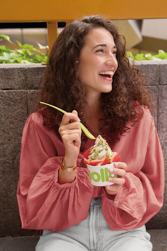 Comentarii opinii despre llaollao Starling Mall