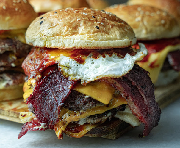 HungerBurg - Gastronomi dan perhotelan