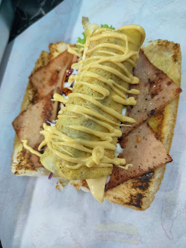 Opinii despre Ushi Kare Burger Penang în George Town - Gastronomi dan perhotelan