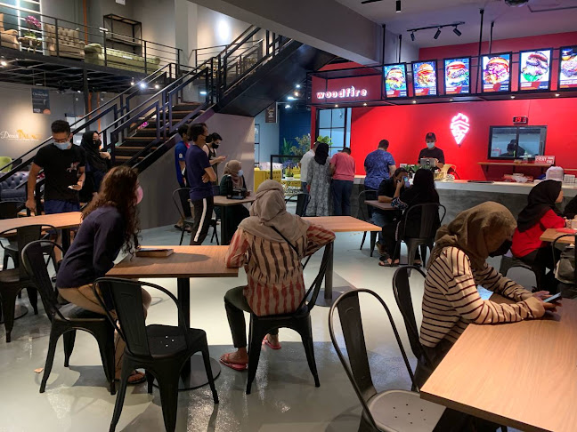 Jalan Serambi U8/24, Bukit Jelutong, 40150 Shah Alam, Selangor