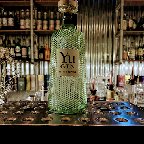 The Mandarin Cocktails Bar - George Town