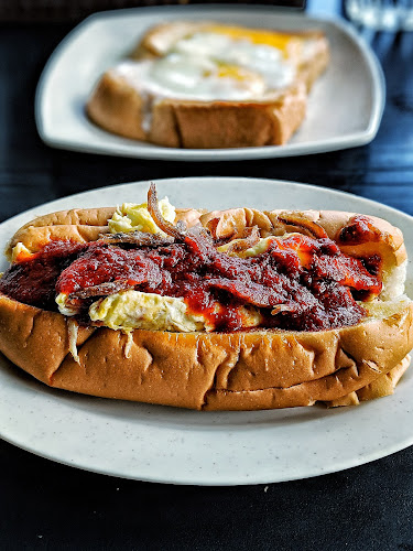 Opinii despre Rumah Sarapan în Sungai Petani - Gastronomi dan perhotelan