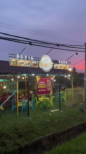 Opinii despre Butik & Kafe Cherry (TOM YAM BANGKOK NO 1 MELAKA) în Melaka - Gastronomi dan perhotelan