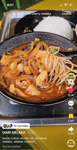 Butik & Kafe Cherry (TOM YAM BANGKOK NO 1 MELAKA)